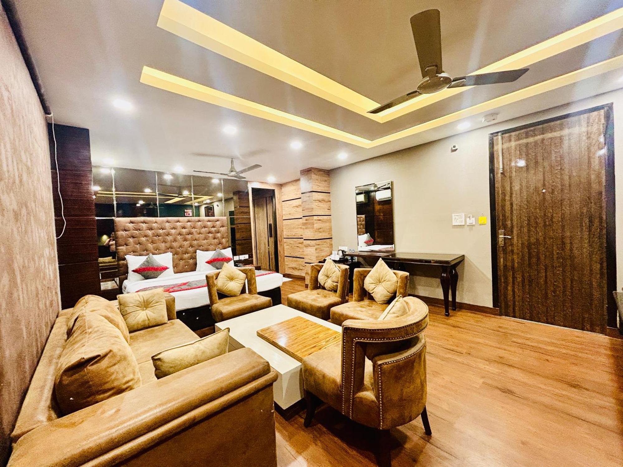 Hotel Gold Souk - Karol Bagh Delhi  Luaran gambar