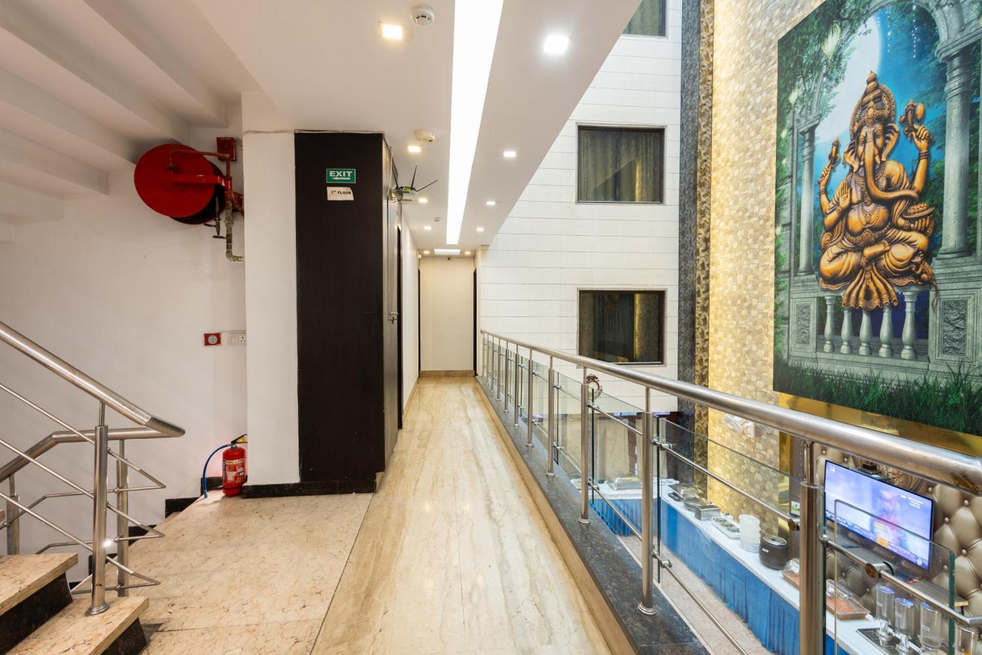 Hotel Gold Souk - Karol Bagh Delhi  Luaran gambar