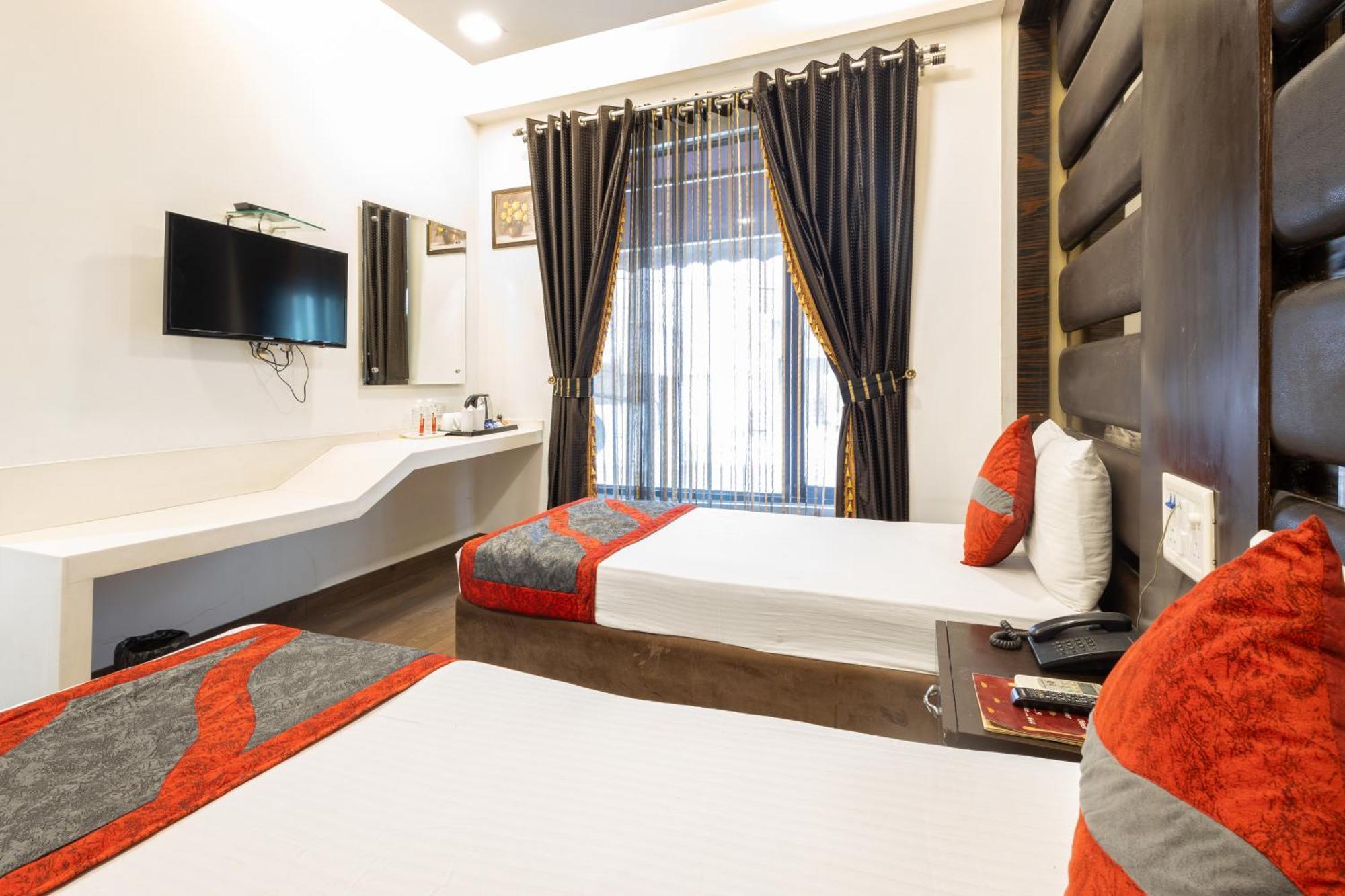 Hotel Gold Souk - Karol Bagh Delhi  Luaran gambar