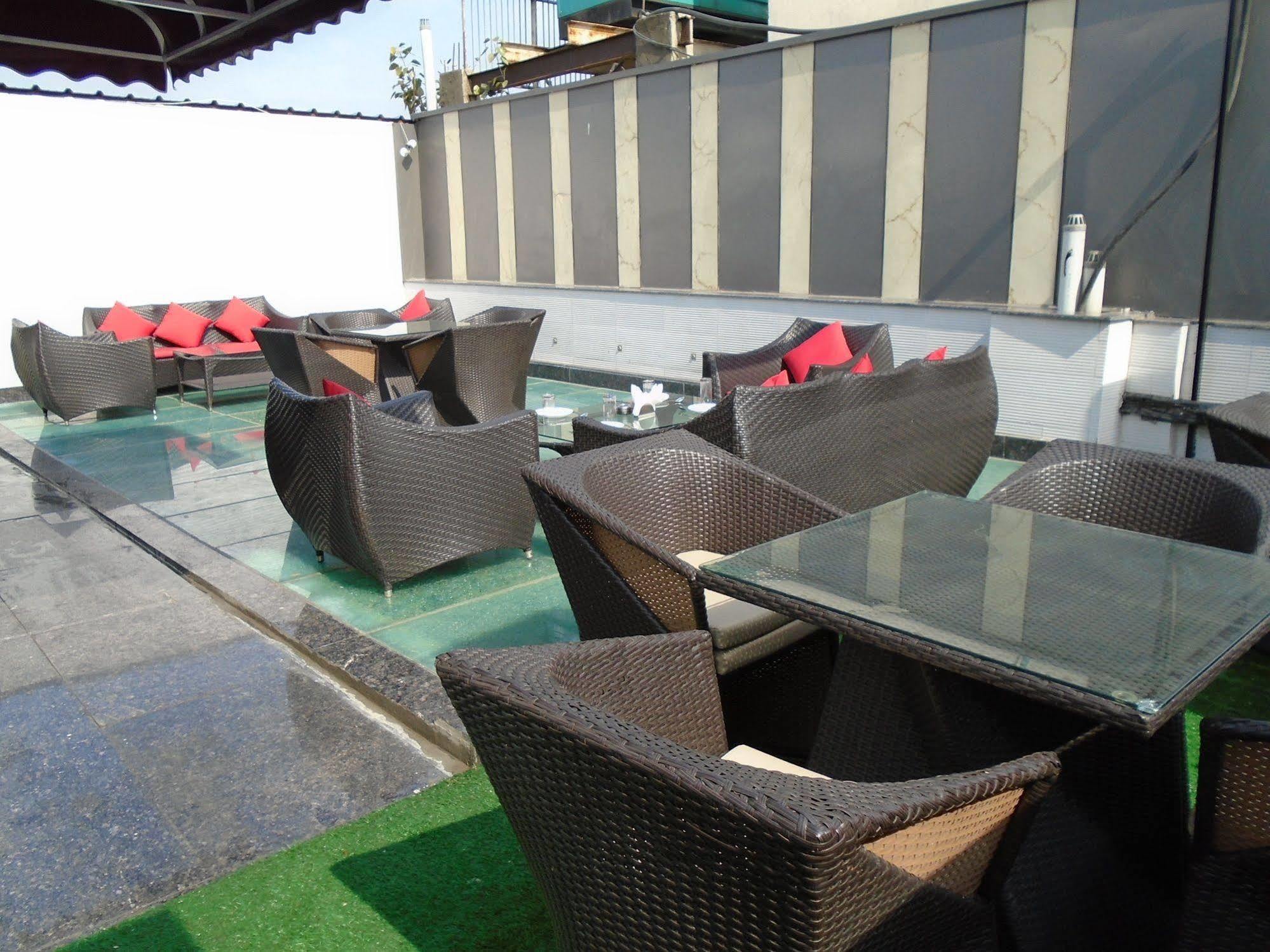 Hotel Gold Souk - Karol Bagh Delhi  Luaran gambar