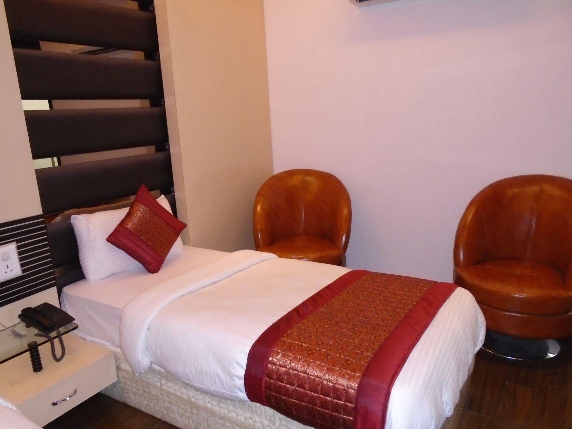 Hotel Gold Souk - Karol Bagh Delhi  Luaran gambar