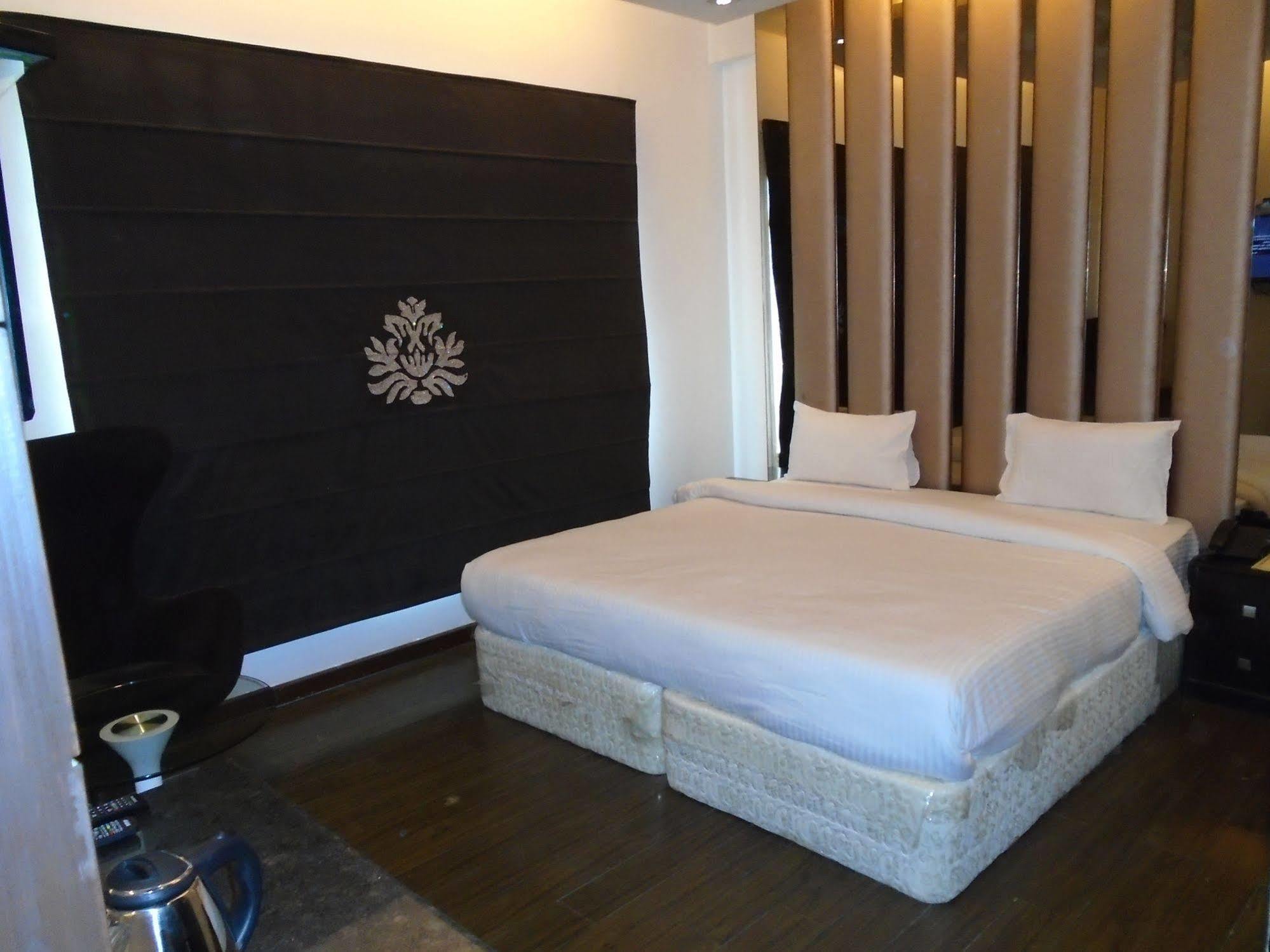 Hotel Gold Souk - Karol Bagh Delhi  Luaran gambar