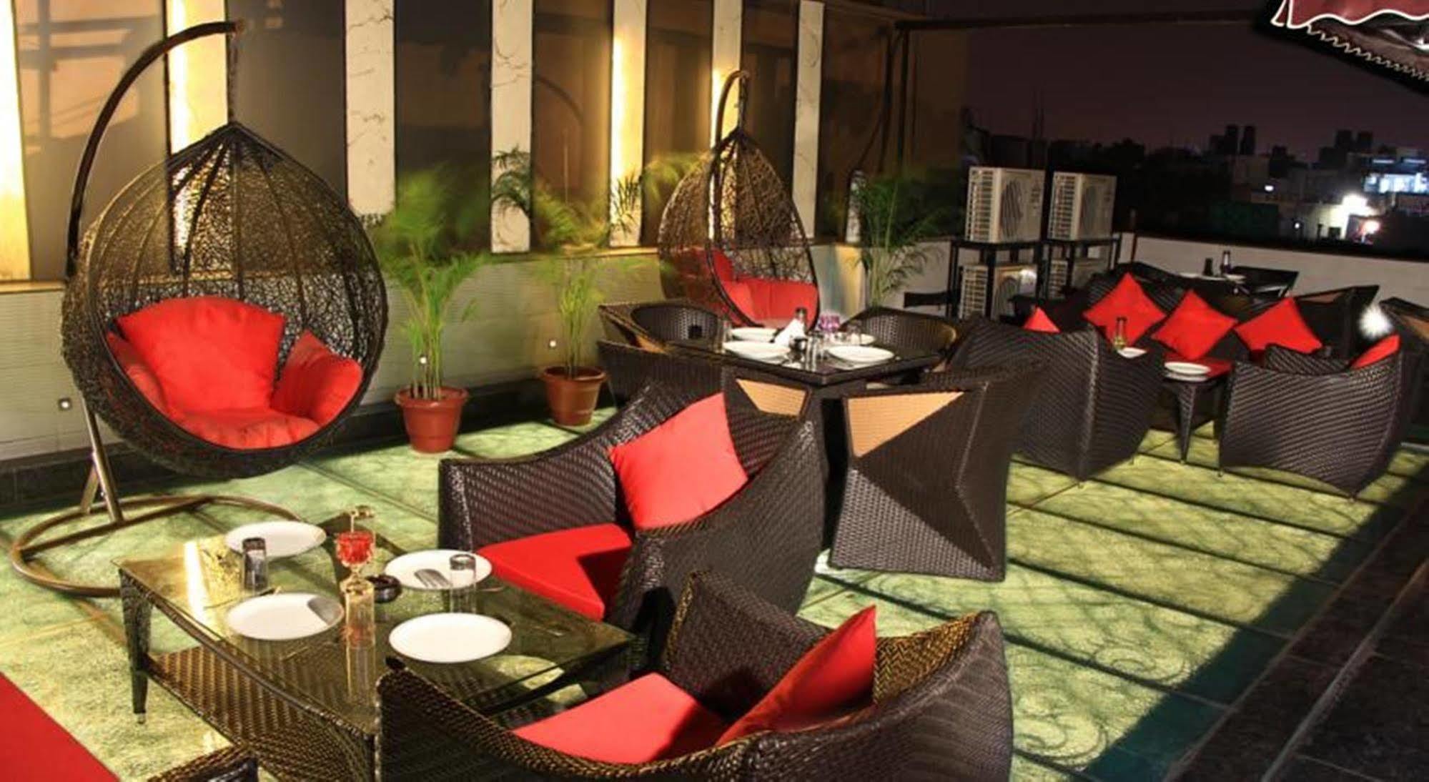 Hotel Gold Souk - Karol Bagh Delhi  Luaran gambar